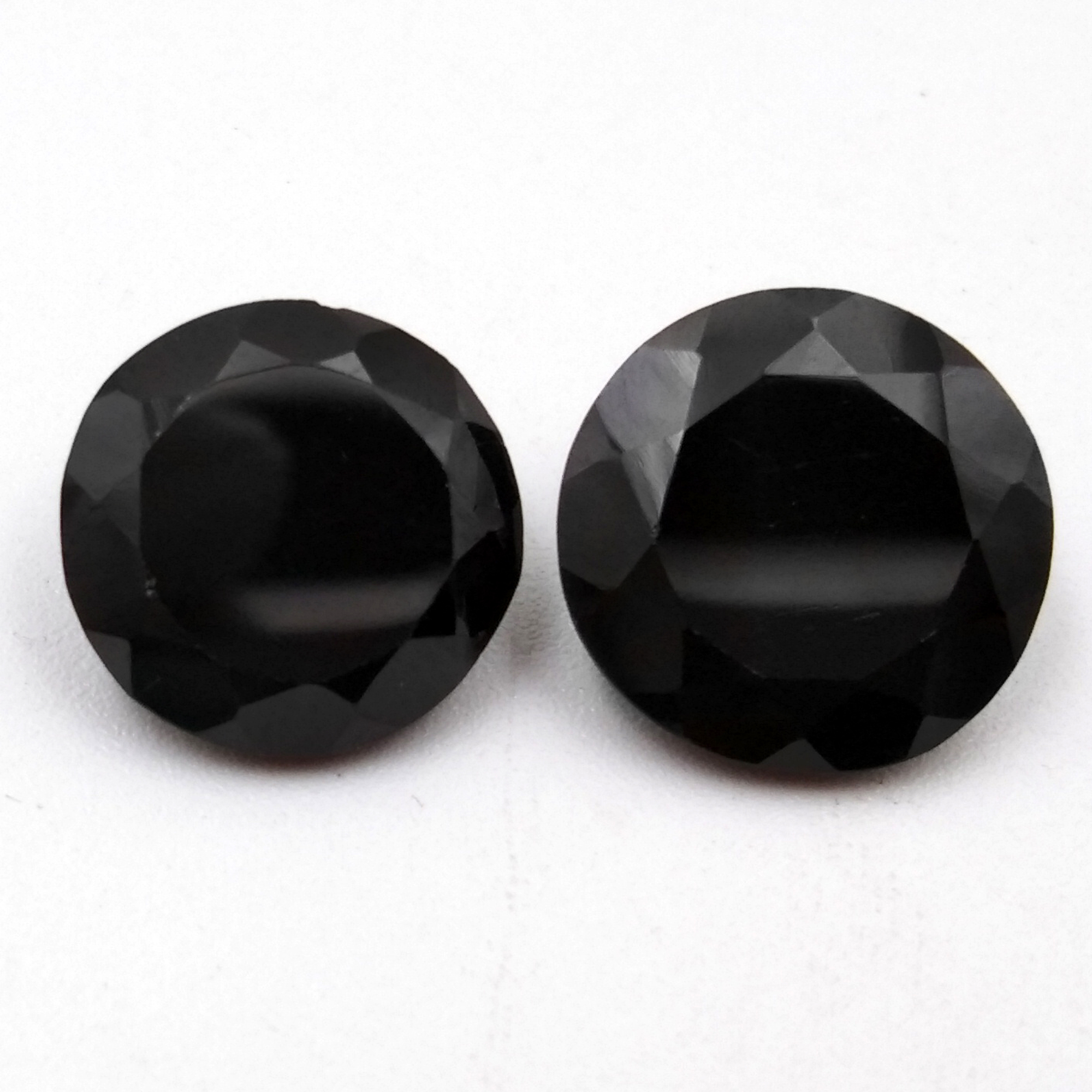 Black Spinel Round cut